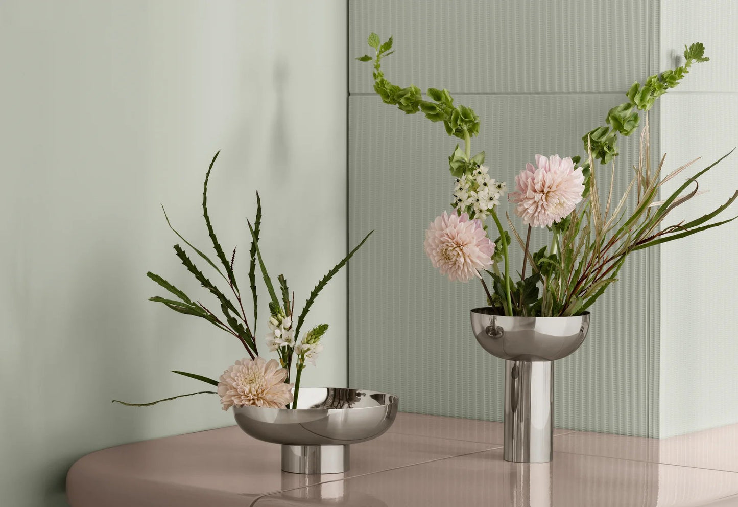 Pedestal Vase – Minimalist Decor Singapore